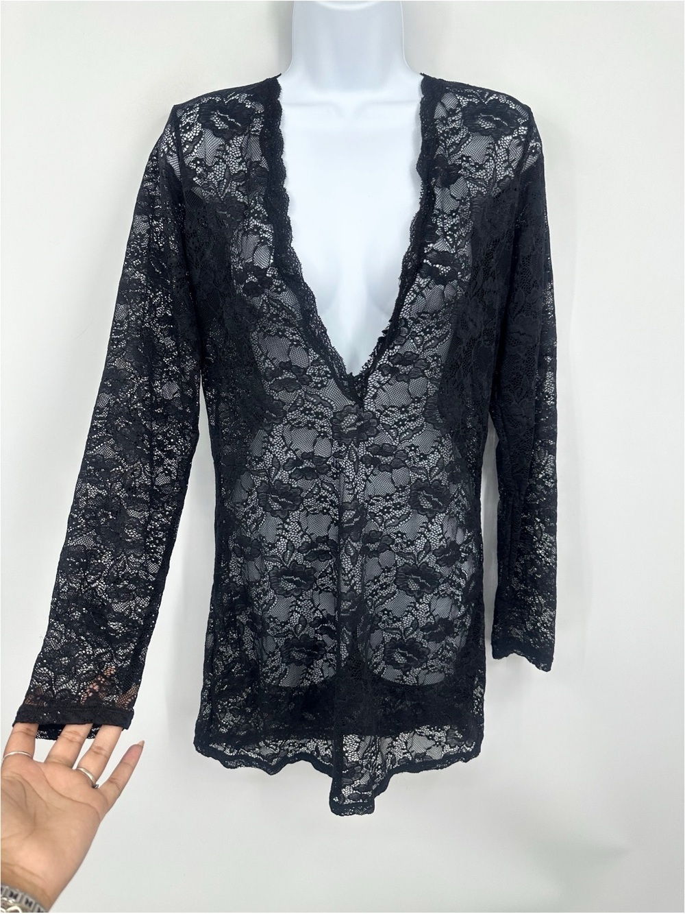Vintage Y2K Black Lace V Neck Long Sleeve Shirt Size XL Whimsical Dark Romance